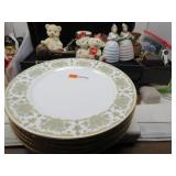 LOT B 90 8 GOLD FLORAL CHINA 8 LG DINNER PLATES 8