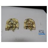 LOT S 21 PAIR GOLD TONE CATS LOOKING OUT WINDOW
