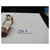 LOT MW 4  DISNEY ORNAMENT PINOCCHIO