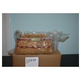 LOT CS H101 CHRISTMAS 2002 TRADITIONS BASKET