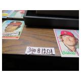 LOT B 1201 TEAM CARDS CARDINALS  & SIGNED PLAYERS
