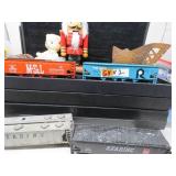 LOT GH 42  READING COAL CAR READING HOPPER CAR