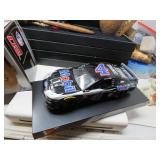 LOT BM 16  #4 NASCAR KEVIN HARVICK  MOBILE MUSTAN