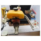 LOT DM 0  GAS POWERED SMALL ENGINE WEED WACKER