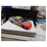 LOTSM 66 #24  JEFF GORDON 2001 MONTE CARLO  DUPONT