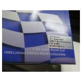 LOT SM 23 JEFF  GORDON  BABE RUTH CAR CRYSTAL