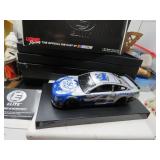 LOT SM10 KEVIN HARVICK 2020 #4 BUSCH LITE PIT 4 BC