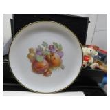 LOT BAA30 BARONET CHINA  GOLD TRIM PEACH PLATE