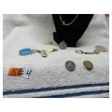 LOT KE 4 NECKLACES COLLAR TABS  TOCKENS