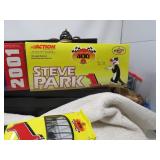 LOT SM 90 PENNZOIL STEVE PARKS #1 2001 LOONEY TUNE