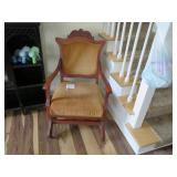 LOT EE 100 VICTORIAN  ROCKING CHAIR GOLD COLOR