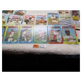 LOT TK 107 TEAM ASTROS 1974 TOPPS SIGNED CARDS