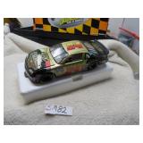 LOT SM 82  WINSTON CUP 1997 MONTE CARLO #24