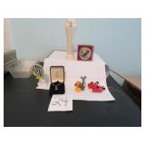 LOT EE 24 PRAYING MADONNA MJ HUMMEL NECKLACE