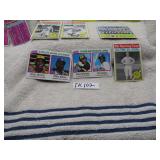 LOT TK 102  BASEBALL CARDS BLUE JAYS TEAM CARD