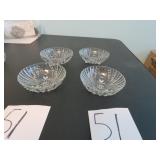 LOT EE 51 4 PCS FANCY PRESSED GLASS