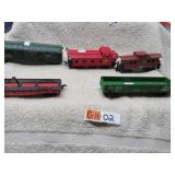LOT GH 2 HO TRAIN LOT TANKER & CABOOSES