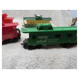 LOT GH 1   HO TRAIN  CABOOSES