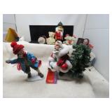 LOT RM 1  POSSIBLE DREAMS SANTA  SNOW BALL PICTH