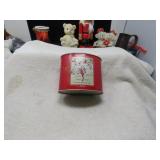 LOT BB8 CAVALIER CIGARETTES  TIN  COLLECTIBLE