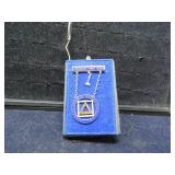 LOT KE 15  JENKINTOWN NO 81 STERLING AOMP GAVEL