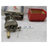 LOT CC 19 / PRIZE WINNING CASTING REEL VINTAGE PE