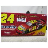 LOT SM 29  #24  JEFF GORDON CINNAMON SURGE