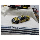 LOT SM 53 # 17 MATT KENSETH  BRISTOL FORD TAURAS