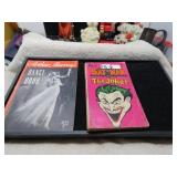 LOT KE6 BAT MAN JOKER COMIC BOOK PLUS OTHER BOOKS