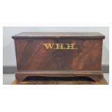WHH - GRAINED BLANKET CHEST