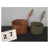 (2) SHAKER HANDLED DIPPERS