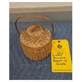 LIDDED PORCUPINE BASKET WITH HANDLE