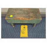 GREEN STOOL - 14"