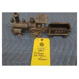 VINTAGE CAST IRON TRAIN & TENDER CAR