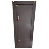 Gun safe/gun cabinet with key,