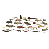 Lot: 22 Assorted Vintage Lures with vintage