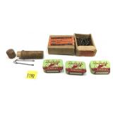 Lot: Vintage Fishing Items includes DeWitt