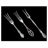 Lot of 3 sterling serving forks, 1.095 T. oz. t.w.