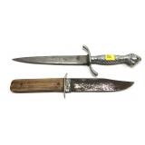 Lot, 2 vintage knives includes Imperial hunting