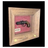 Framed shadowbox with Presentation Model