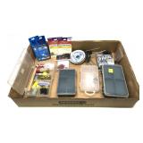 Lot, assorted fishing accessories includes snap