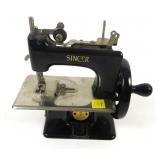 Singer Sewhandy Model 20 Childs Hand Crank
