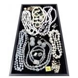 Lot, fashion jewelry, pearls and crystals