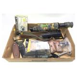 Lot: assorted gun/ hunting accessories, mount,