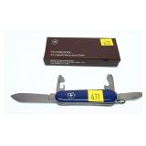 Victorinox Swiss army knife with box