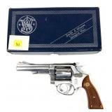 Smith & Wesson Model 63 Stainless (.22/32 Kit