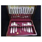 Rogers Silverware Flatware Set, w/lift top