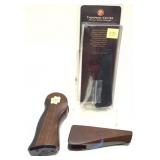 Lot: Thompson Center Contender Forend-