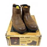 Red Head Ridge Pointe boots, dark brown, size