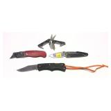 Lot: 4 assorted folding knives,/ multi tool/